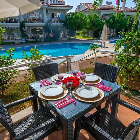 Lägenhetshotell Sunset Club Fethiye