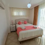 Sunset Club * 페티예